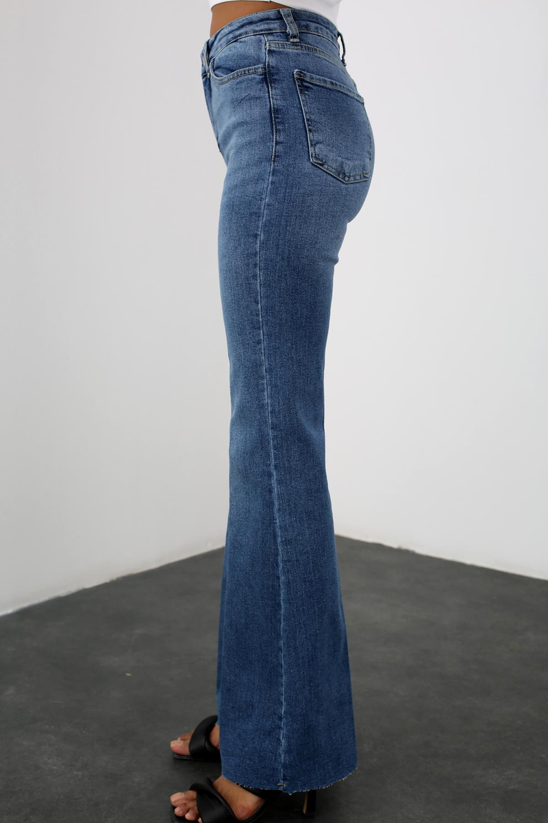 Mavi Ultra Yüksek Bel Kesik Paça Jean 228124
