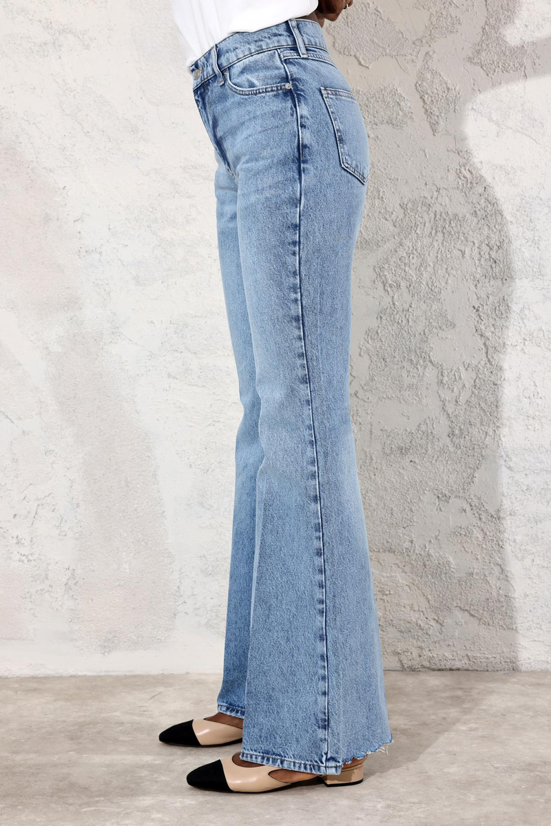 Mavi Yüksek Bel İspanyol Paça Jean 214