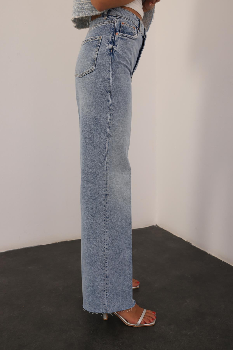 Mavi Yüksek Bel Kesik Paça Jean 