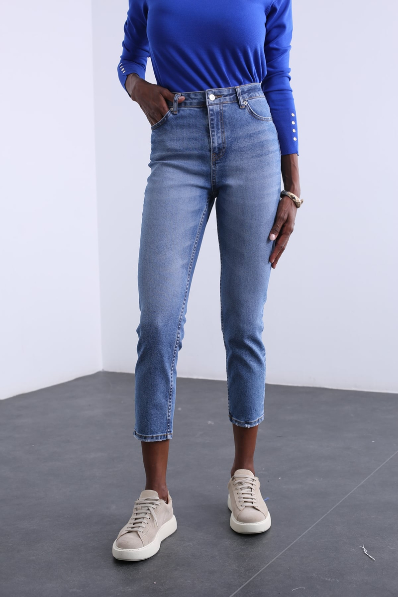 Mavi Yüksek Bel Mom Fit Jean 209