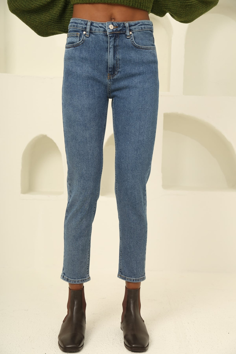 Mavi Yüksek Bel Mom Fit Jean D-151