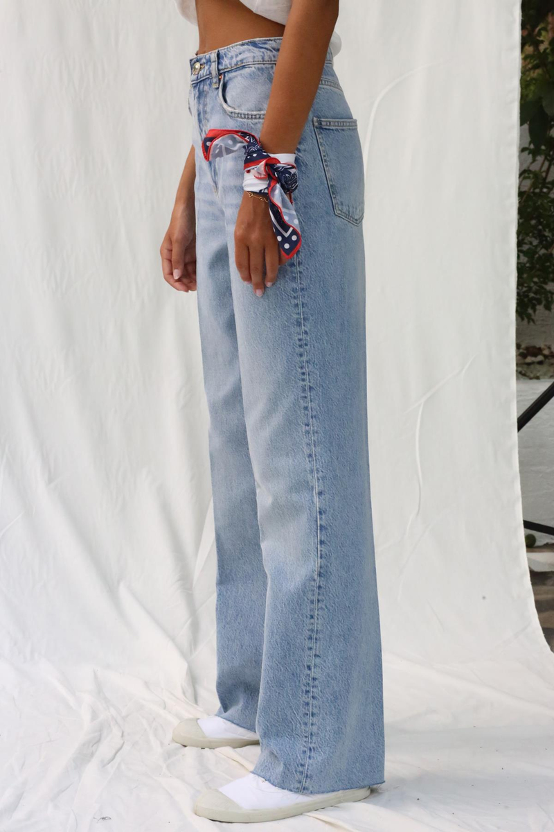 Mavi Yüksek Bel Straight Fit Jean 