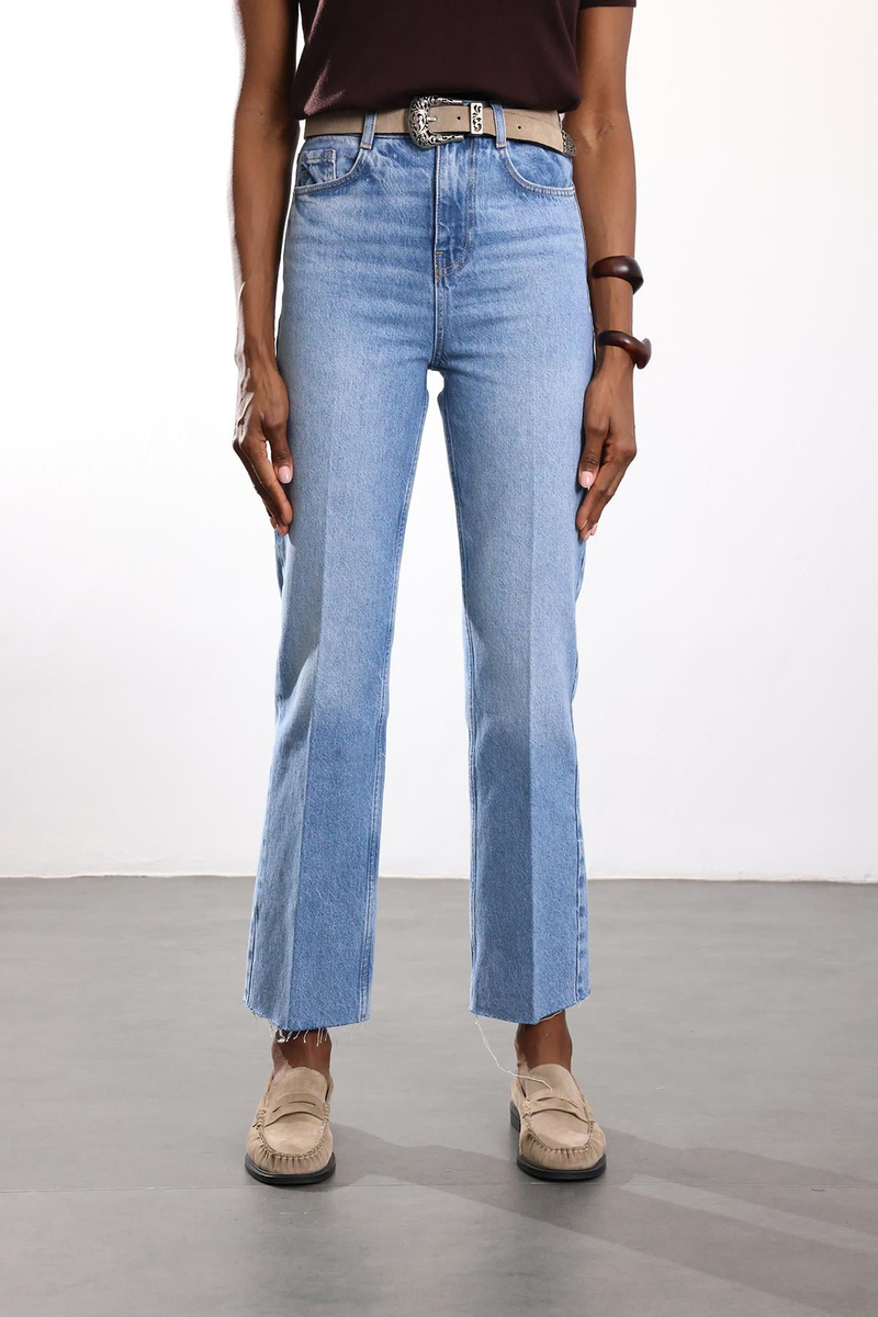 Mavi Yüksek Bel Straight Fit Jean 