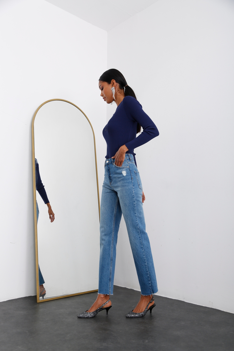 Mavi Yüksek Bel Straight Fit Jean 931
