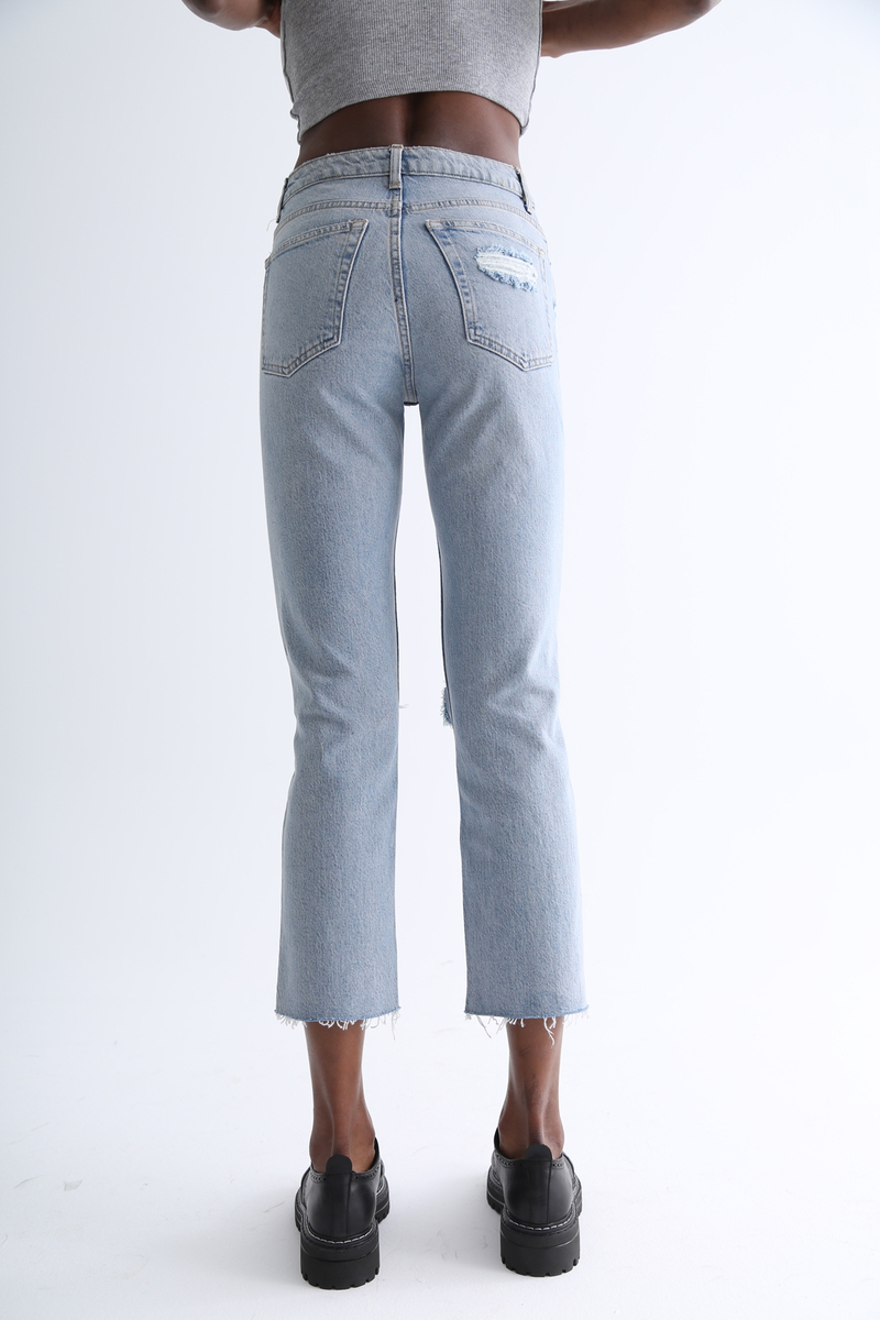 Mavi Yüksek Bel Yırtıklı Boyfit Jean 110237