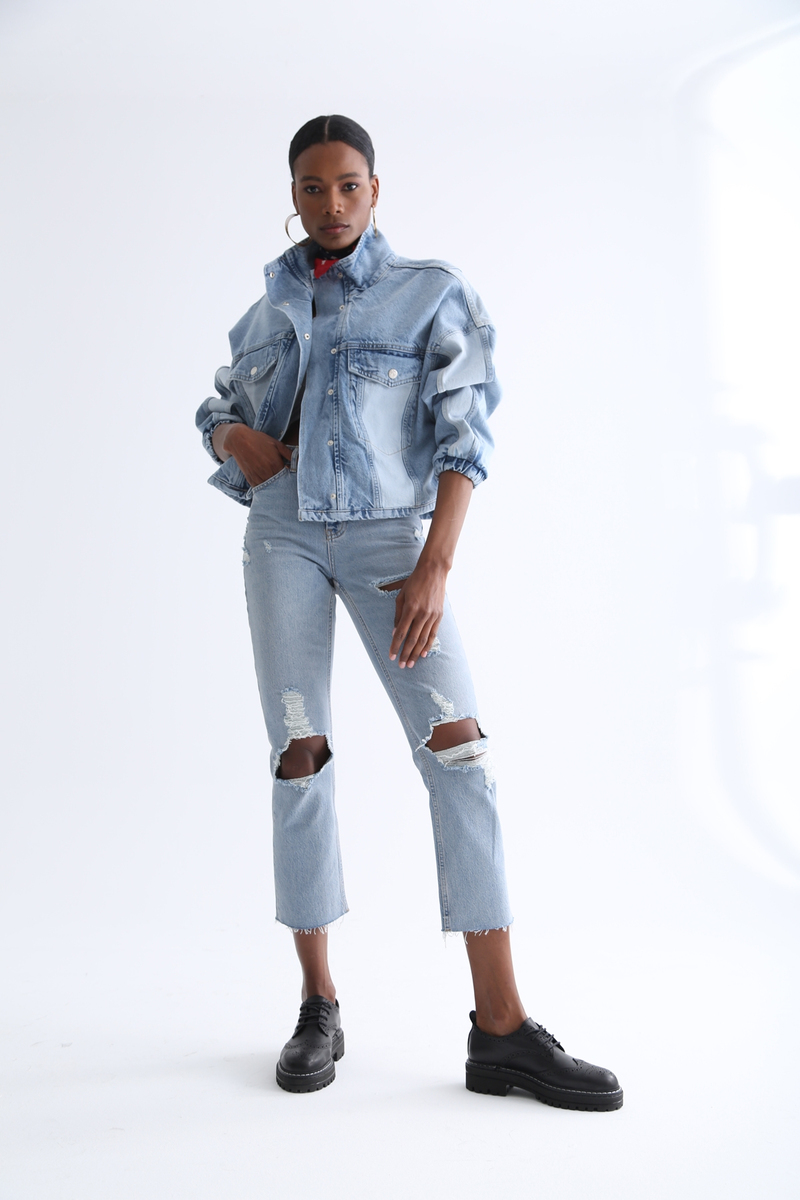 Mavi Yüksek Bel Yırtıklı Boyfit Jean 110237