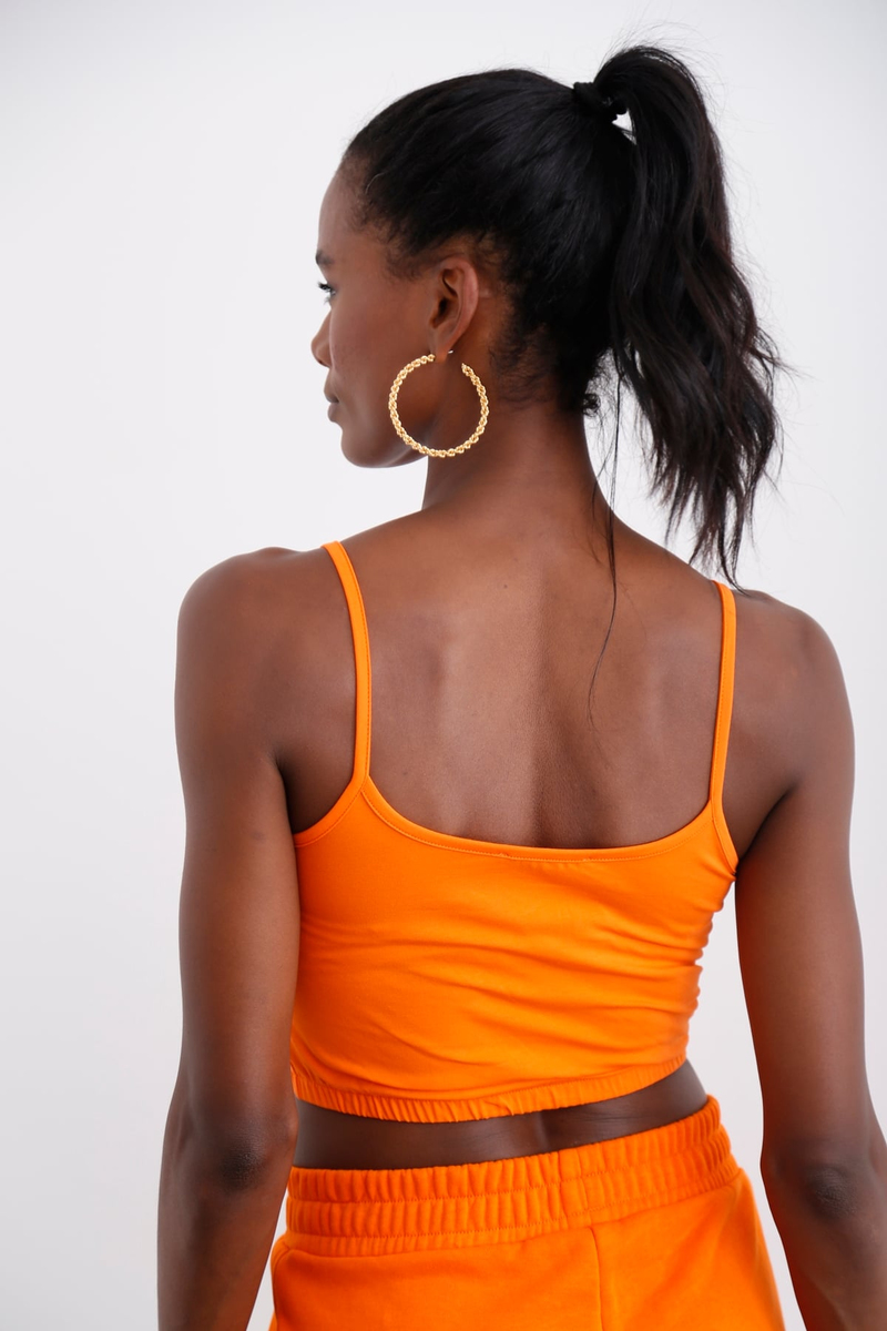 Oranj Beli Lastikli Crop 
