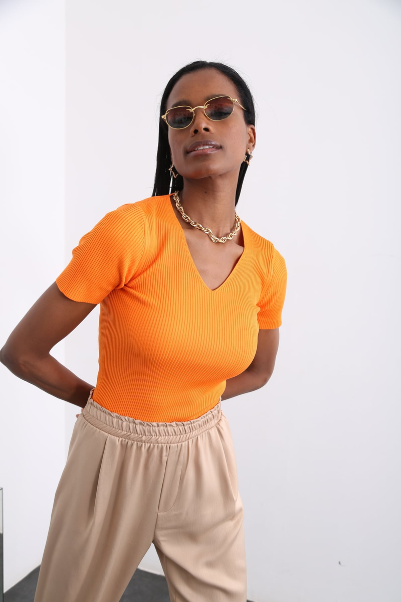 Oranj V Yaka Fitilli Tshirt 21400