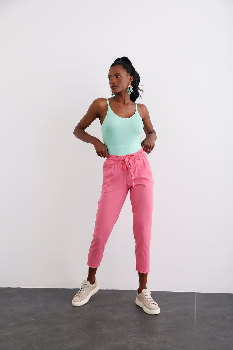Pembe Beli Lastikli Gabardin Pantolon 00104
