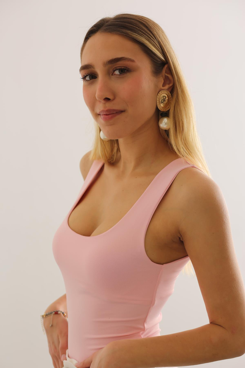 Pembe Jarse Atlet 
