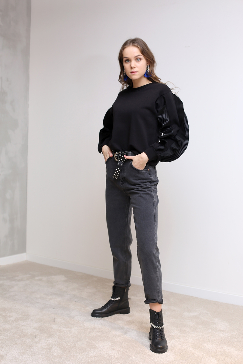 Siyah Akordiyon Kol Sweatshirt