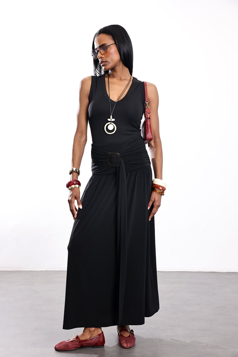 Siyah Aksesuar Detaylı Maxi Etek 