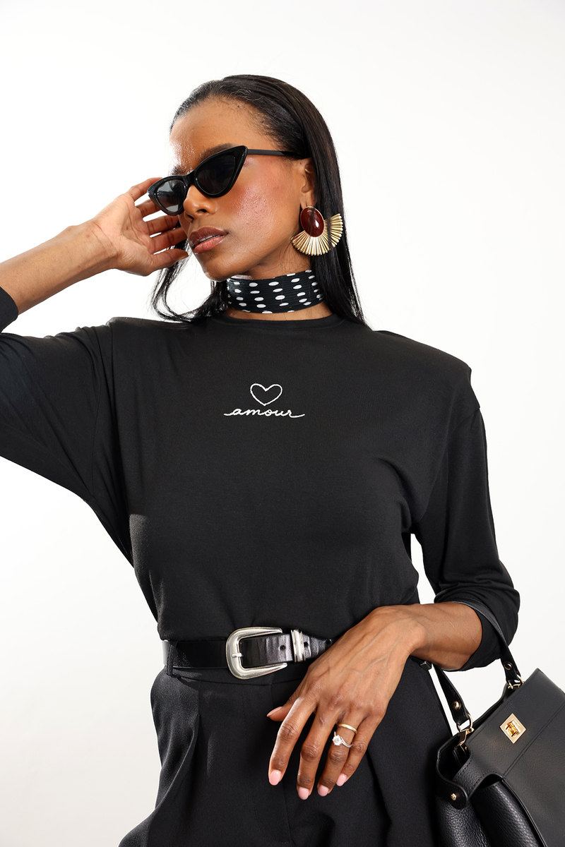 Siyah Amour Yazı Nakışlı Vatkalı Bluz 18075
