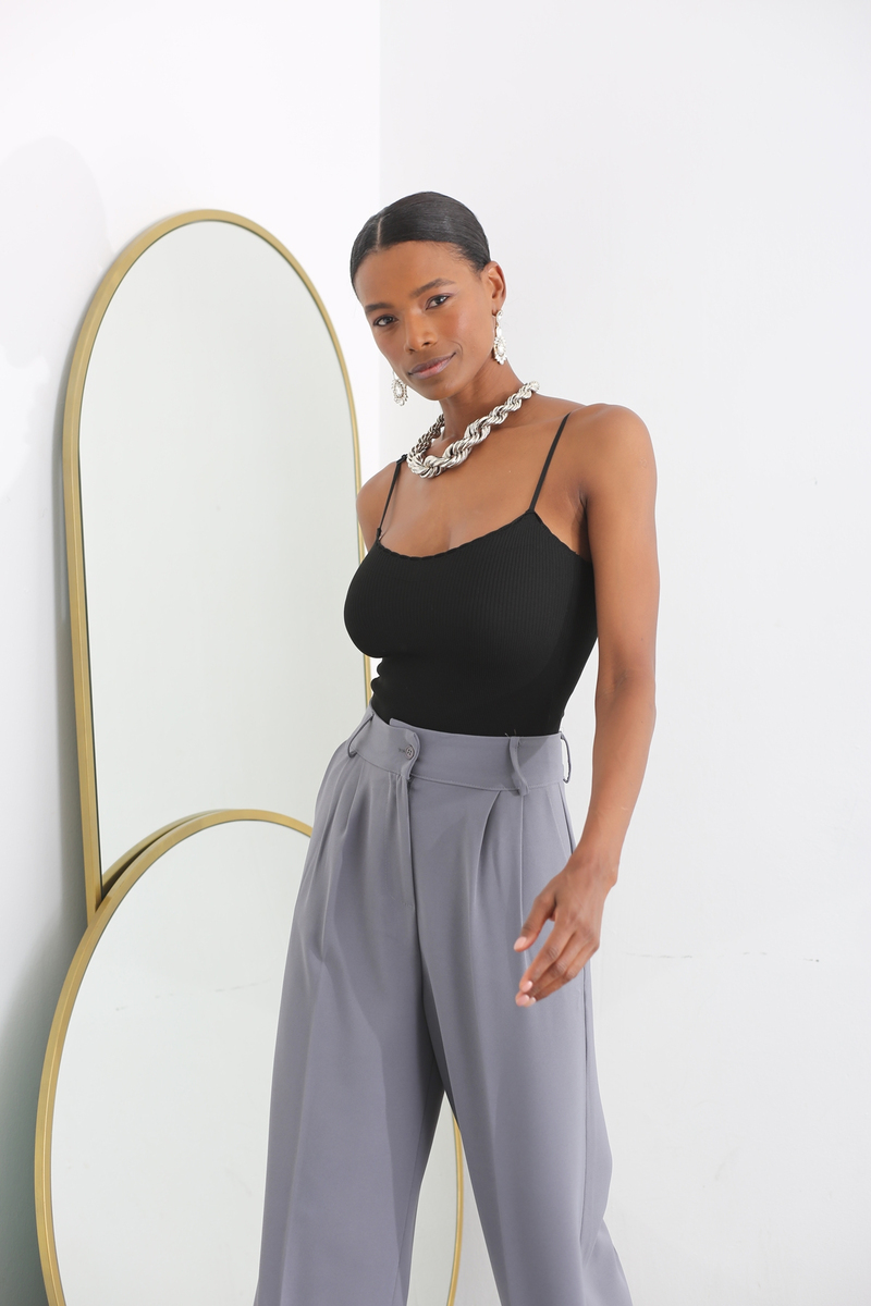 Siyah Ayarlanabilir Askılı Bodysuit 83079