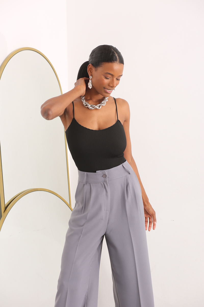 Siyah Ayarlanabilir Askılı Bodysuit 83079
