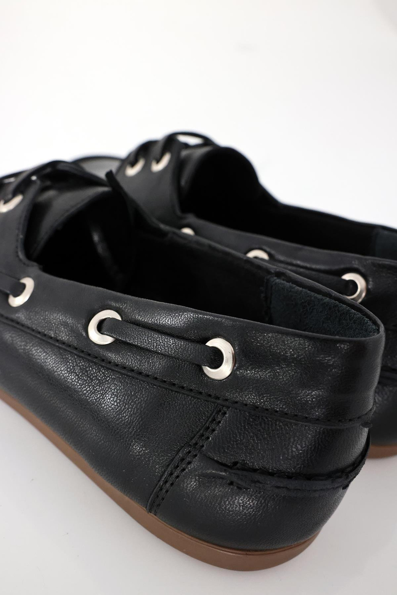 Siyah Bağcıklı Deri Makosen 24171