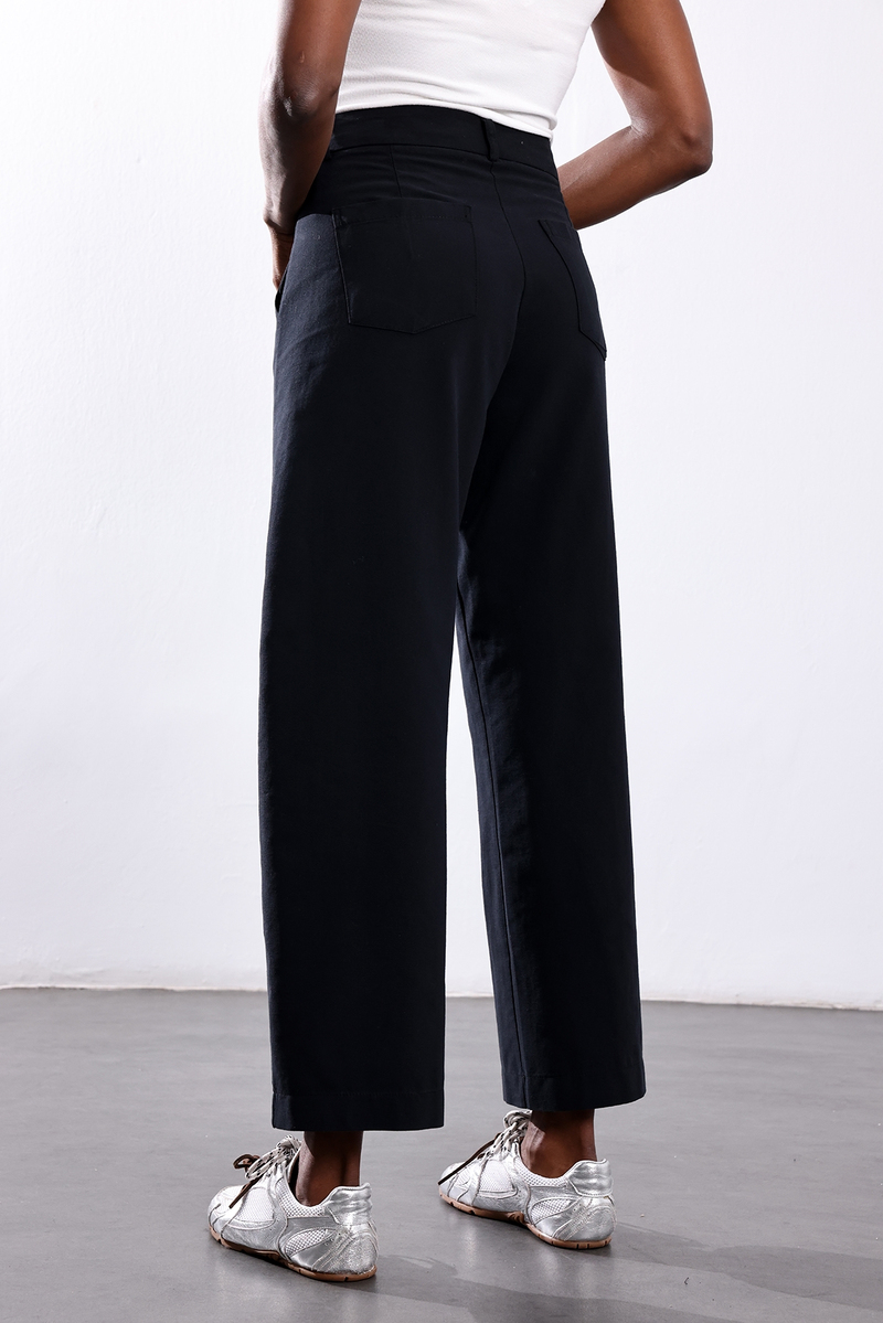 Siyah Barrel Pantolon 
