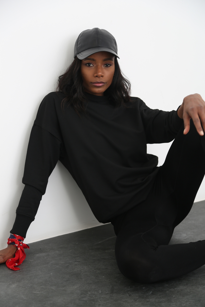 Siyah Basic Sweatshirt 9002