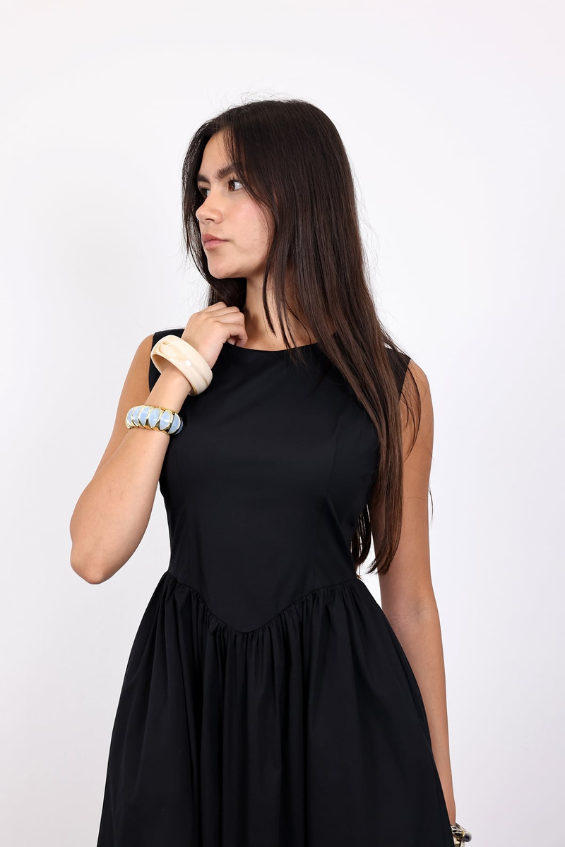Siyah Belden Oturtmalı Maxi Elbise 0077