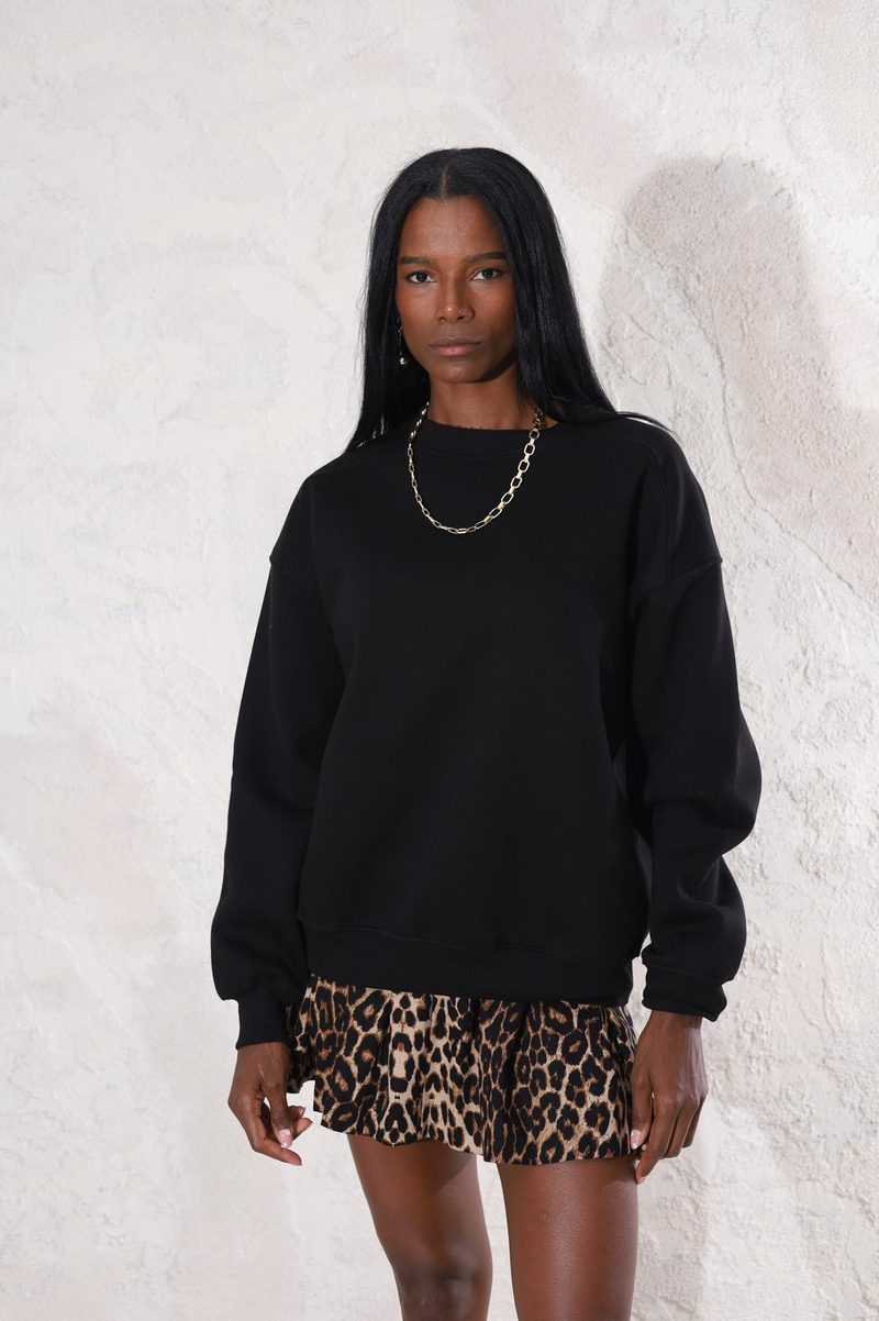 Siyah Bisiklet Yaka Basic Sweatshirt 3408