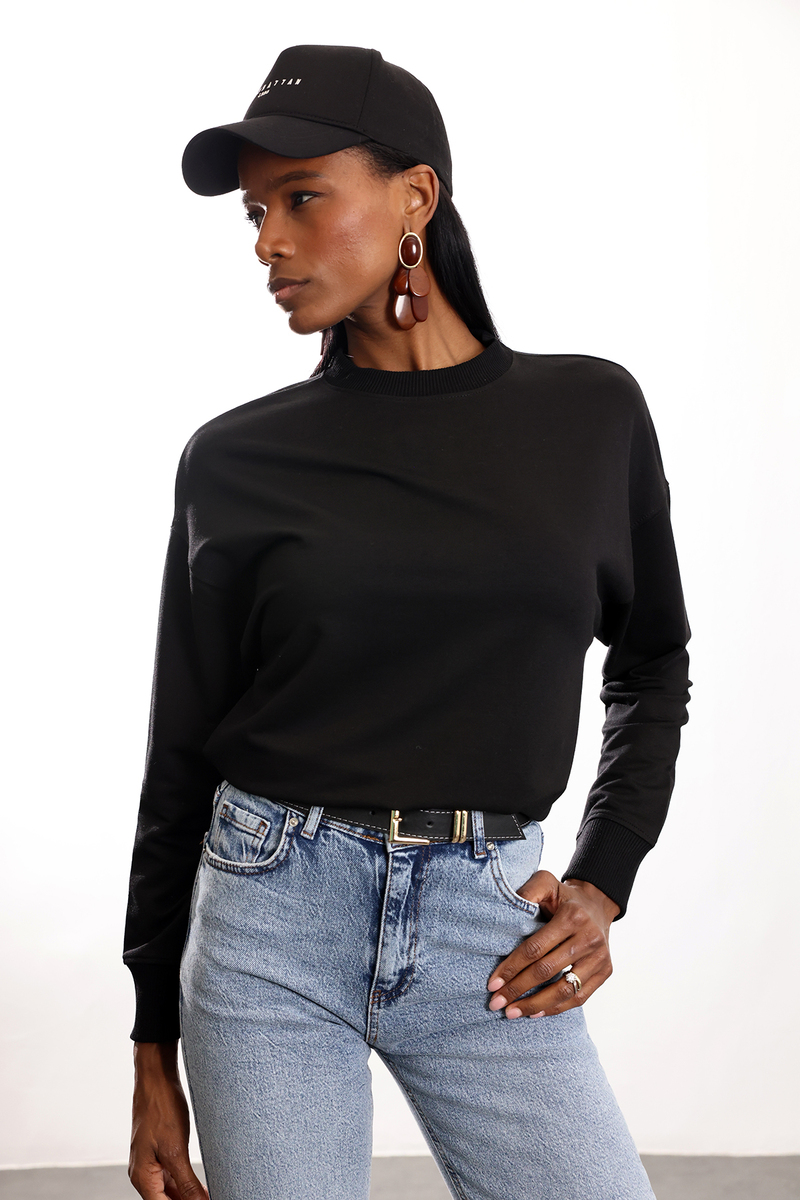Siyah Bisiklet Yaka Basic Sweatshirt 9002