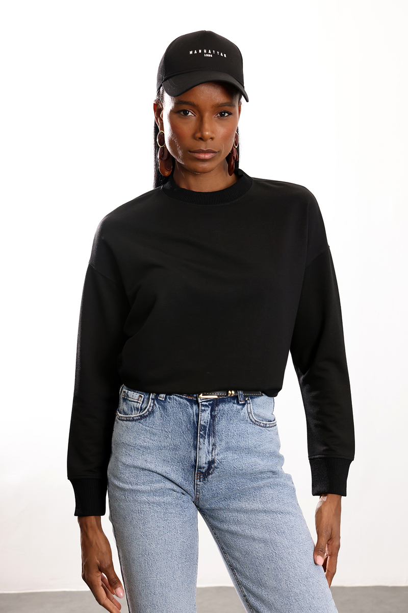 Siyah Bisiklet Yaka Basic Sweatshirt 9002