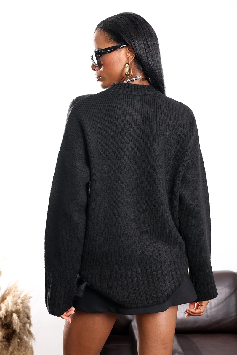 Siyah Bisiklet Yaka Oversize Kazak 251103