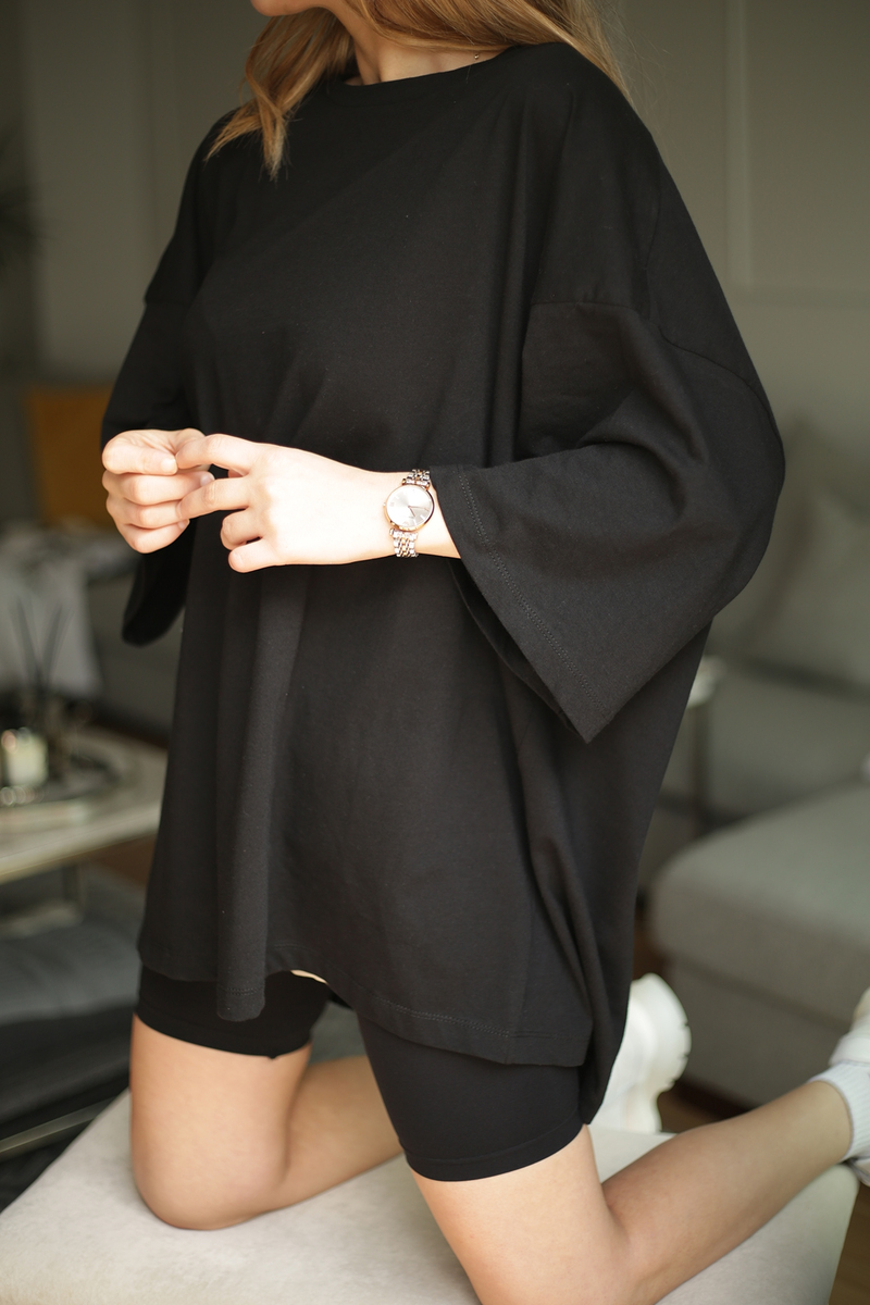 Siyah Bisiklet Yaka Oversize Tshirt 
