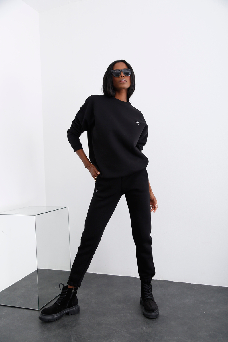 Siyah Bisiklet Yaka Şardonlu Sweatshirt 