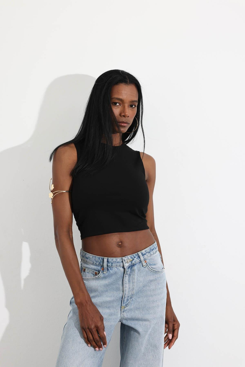 Siyah Bisiklet Yaka Sıfır Kol Atlet 