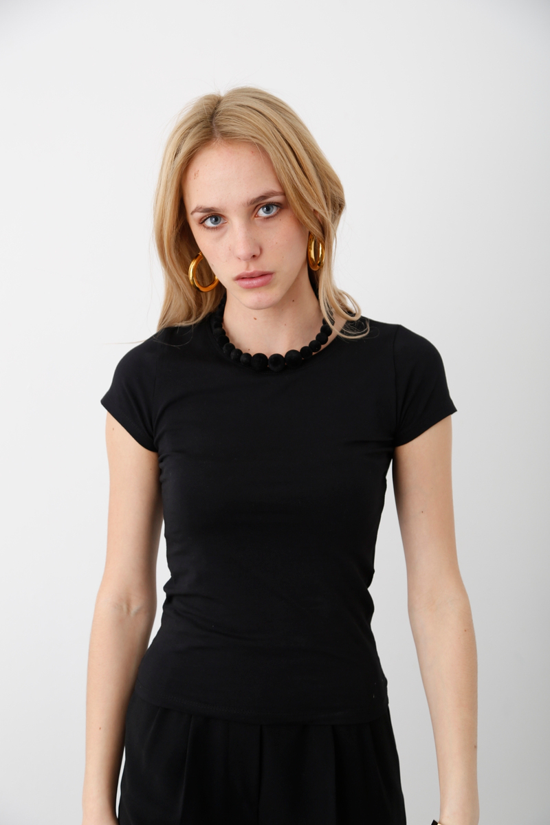 Siyah Bisiklet Yaka Tshirt 4084