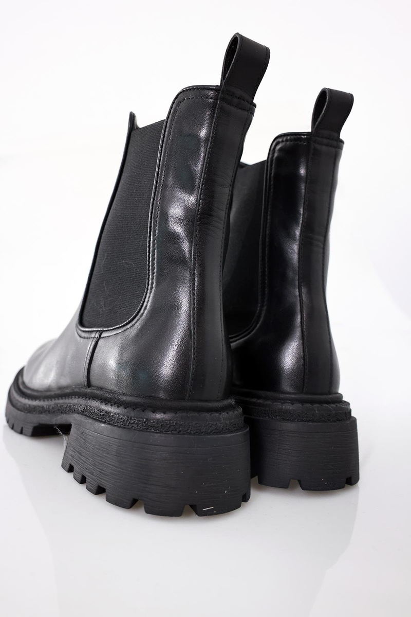 Siyah Chelsea Postal 23561