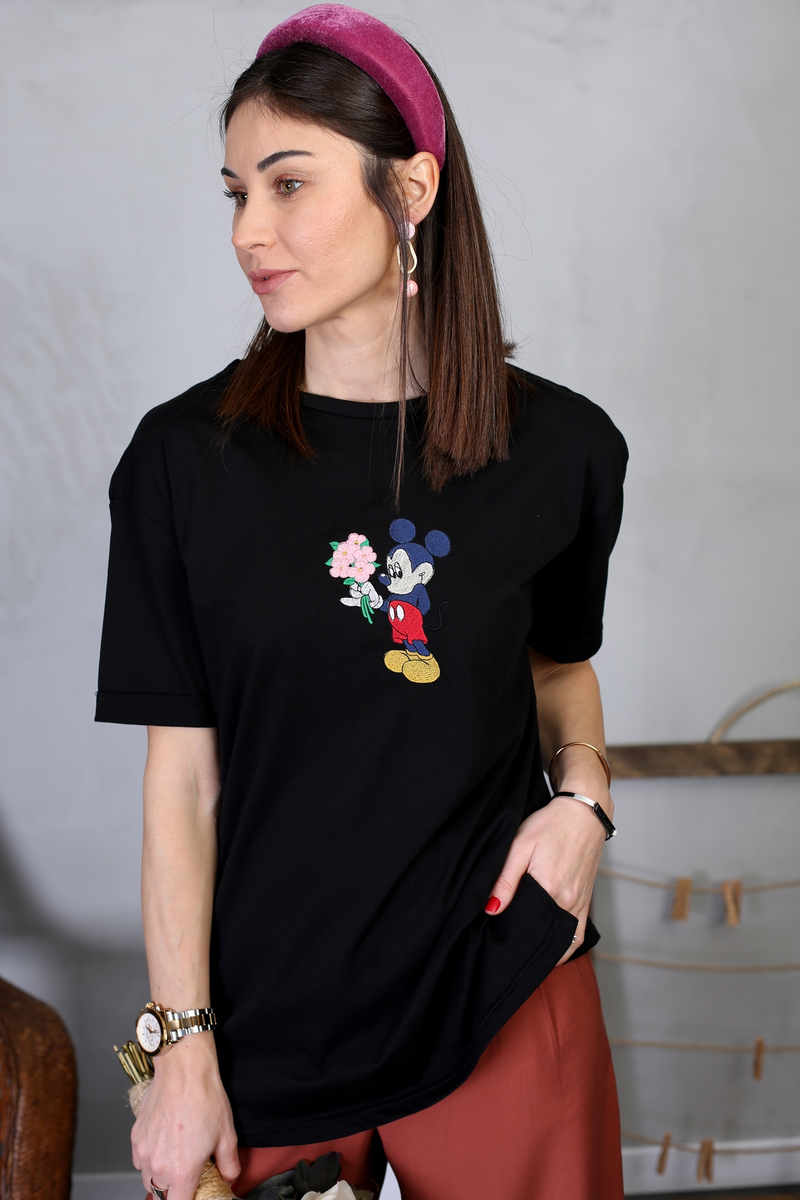 Siyah Çiçekli Mickey Mouse Nakışlı Tshirt