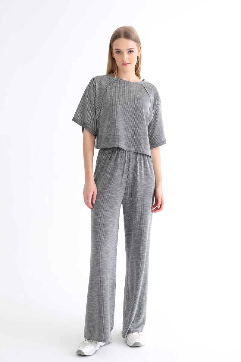 Siyah Çizgili Crop Pantolon Takım 1260