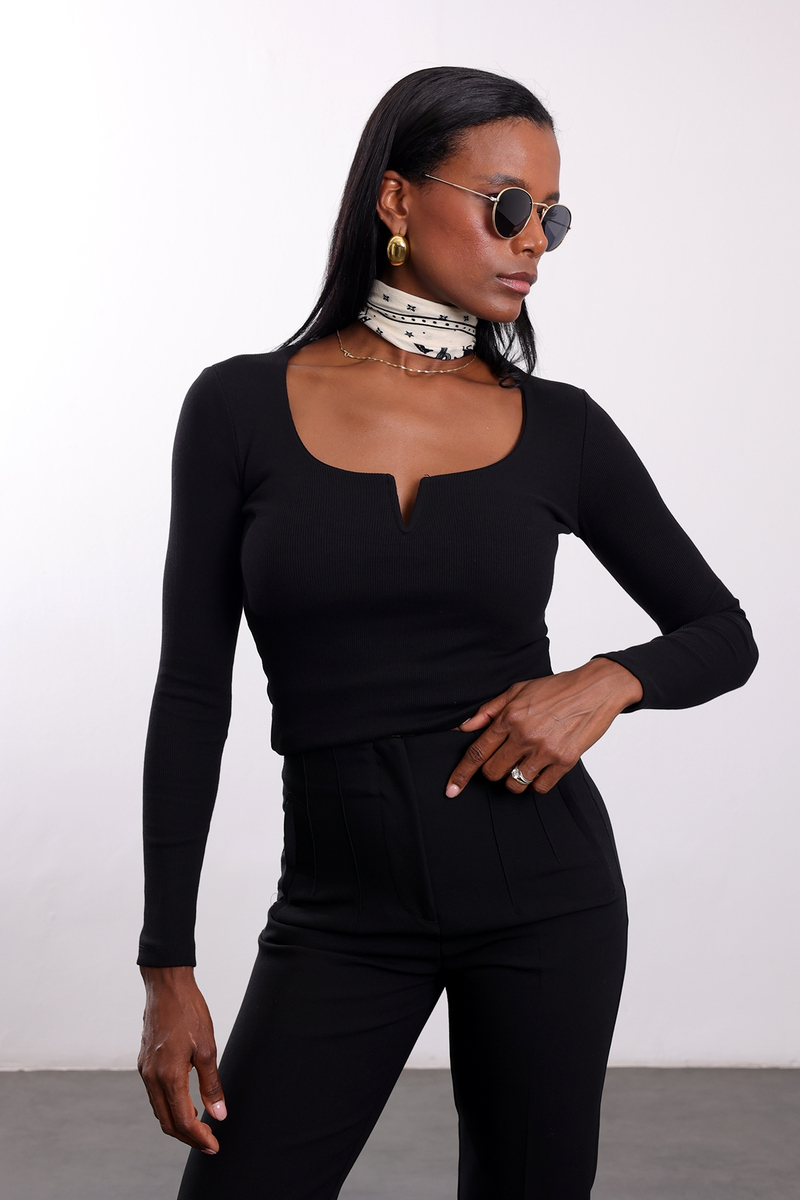 Siyah Damla Yaka Fitilli Bluz 2260