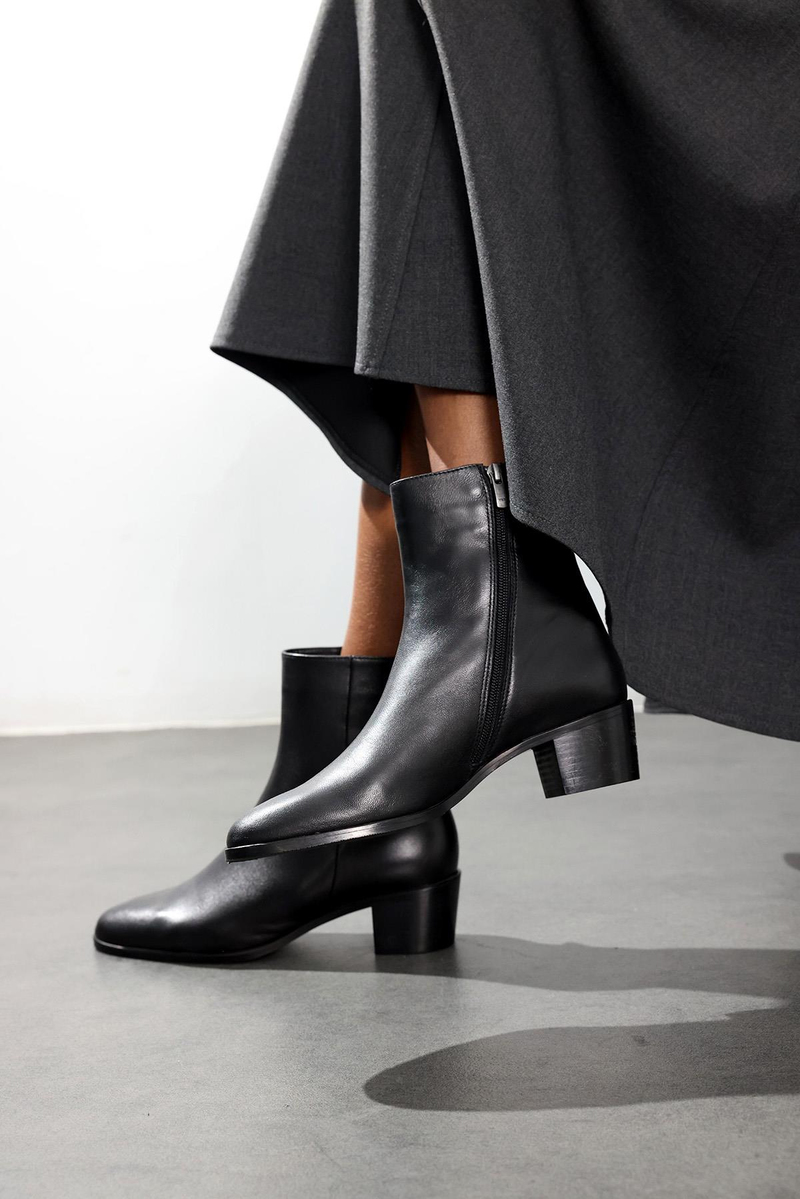 Siyah Deri Klasik Bot 25489