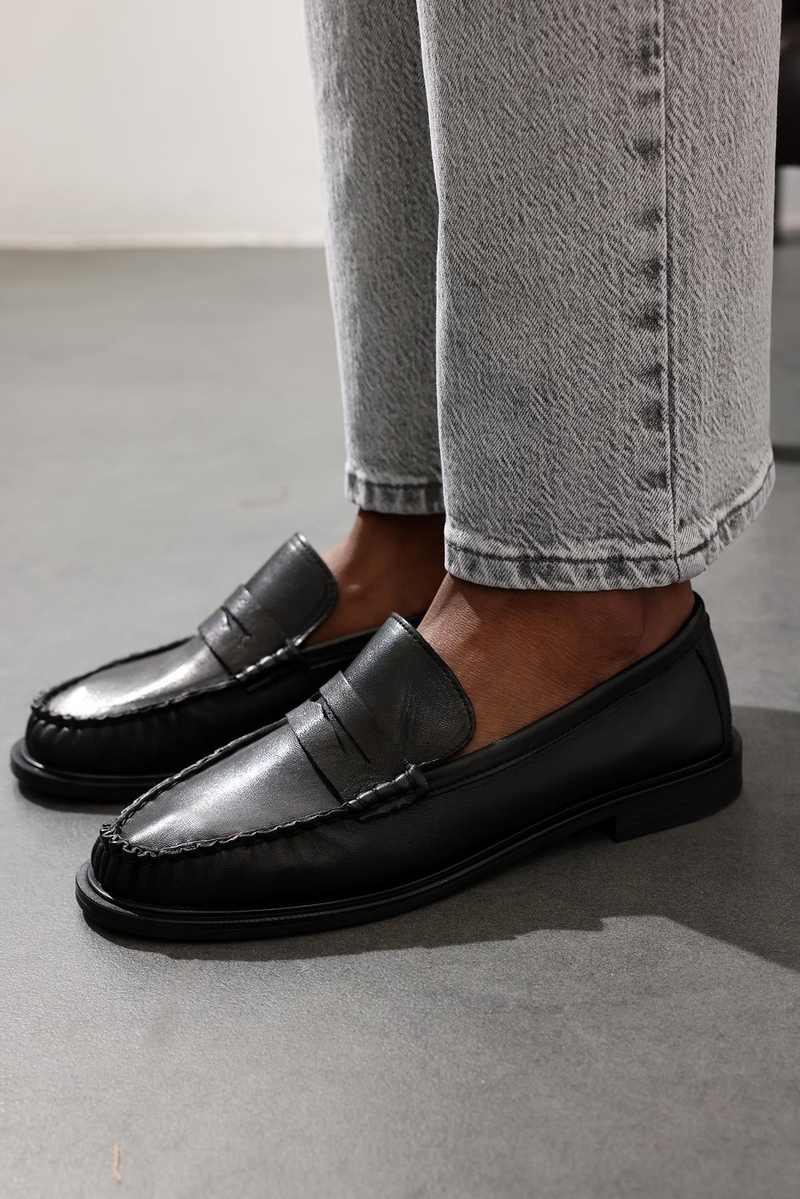 Siyah Deri Makosen 35507