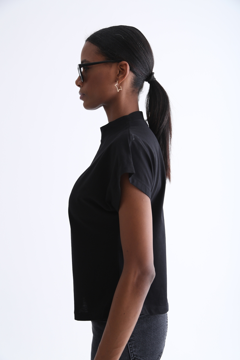 Siyah Dik Yaka Basic Tshirt 18264