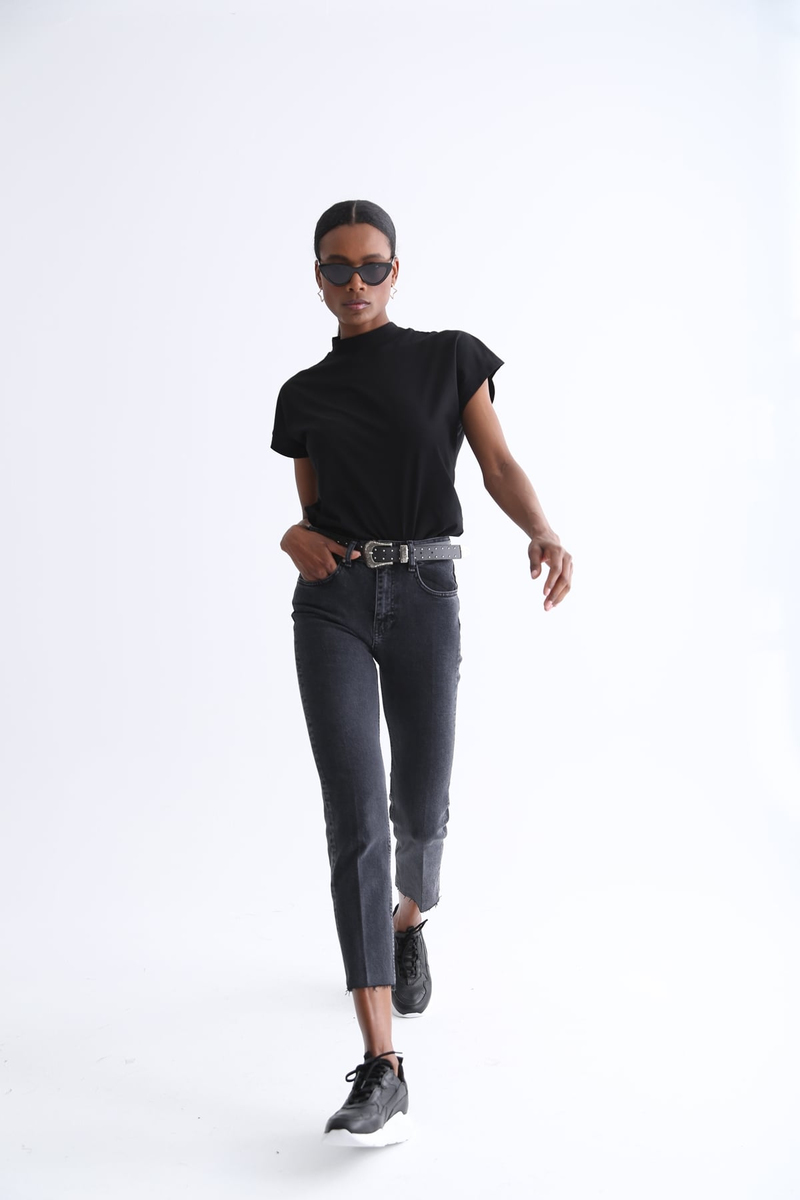Siyah Dik Yaka Basic Tshirt 18264