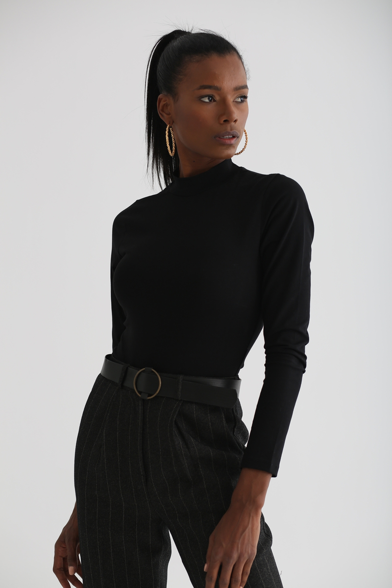 Siyah Dik Yaka Bodysuit 