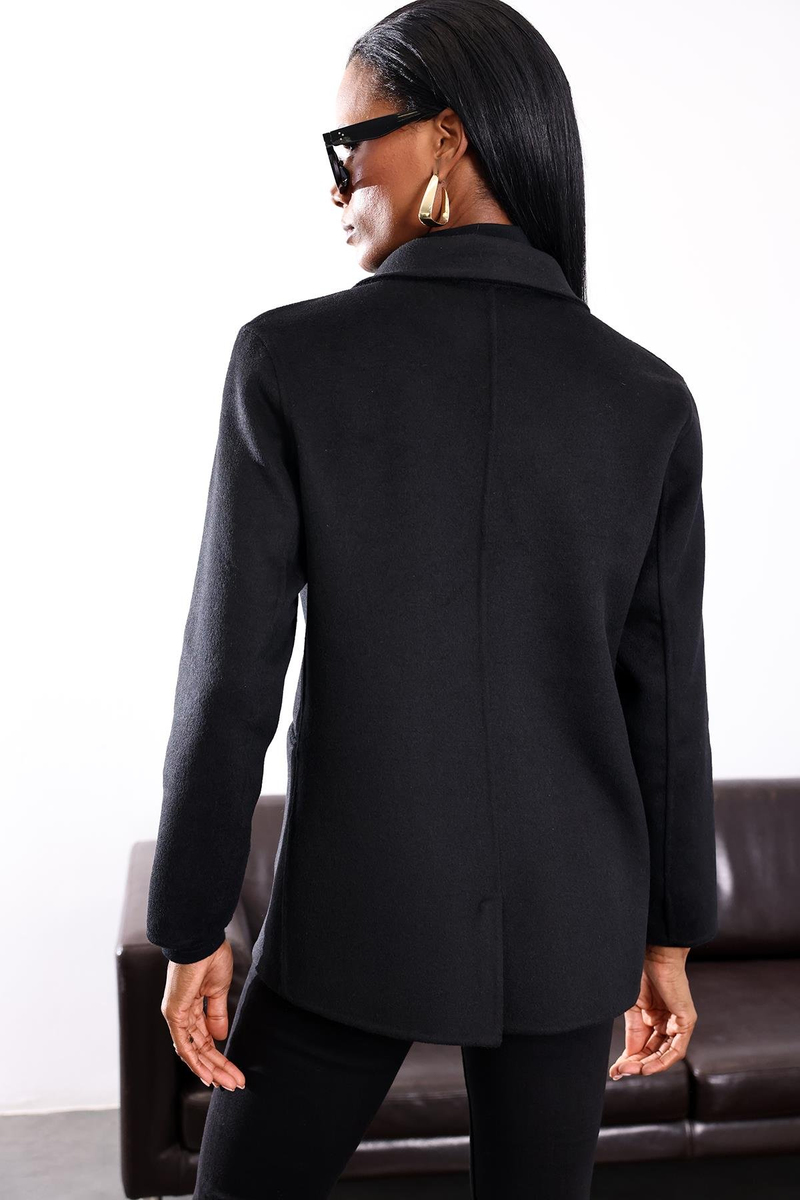 Siyah Gold Düğme Detaylı Premium Yün Ceket 