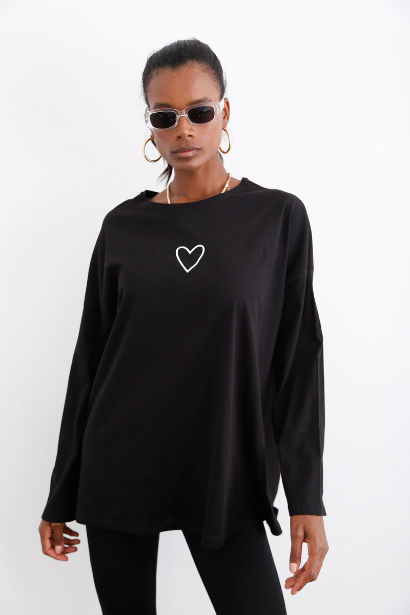 Siyah Kalp Baskılı Tshirt 0011