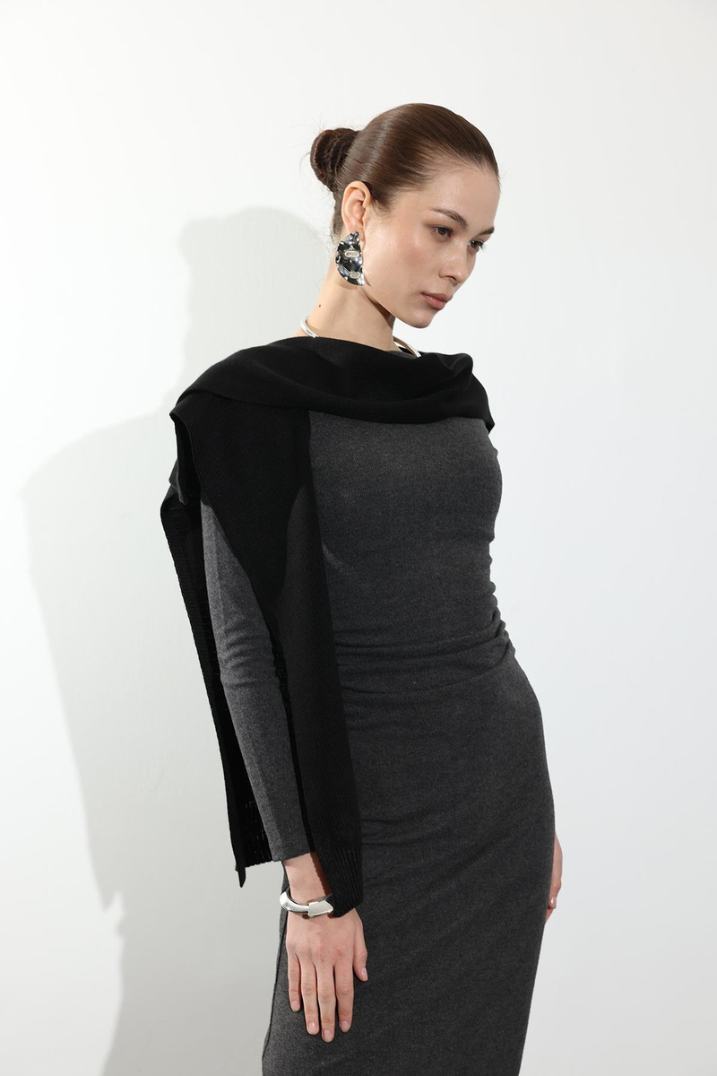 Siyah Kare Parçalı Atkı HRK01