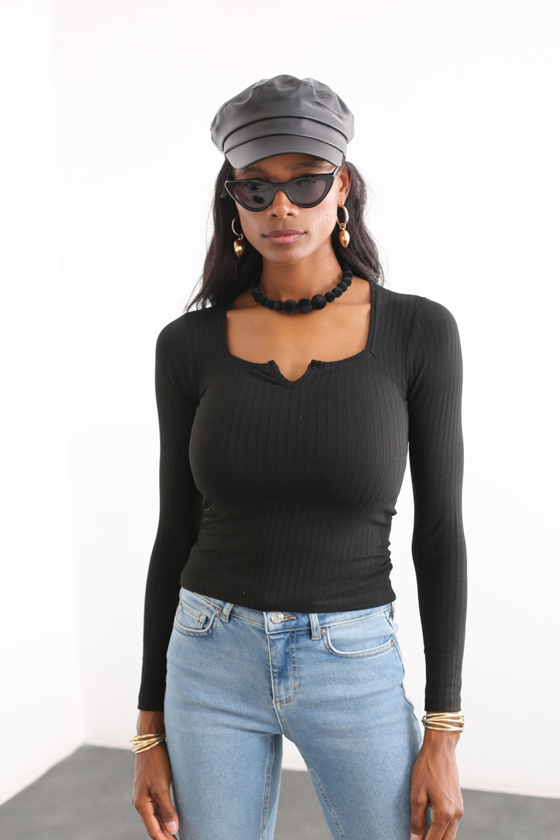 Siyah Kare Yaka Bluz 4566