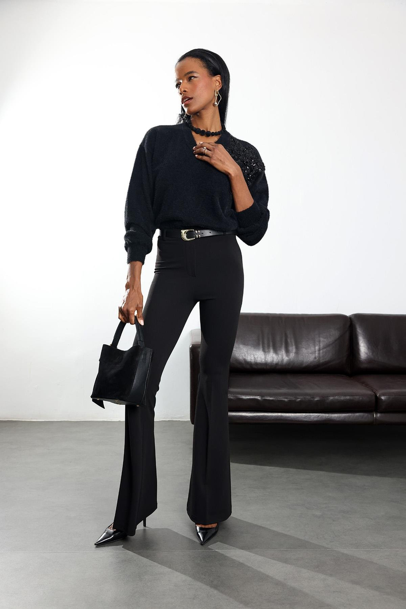 Siyah Kemerli Likralı İspanyol Kumaş Pantolon 2076