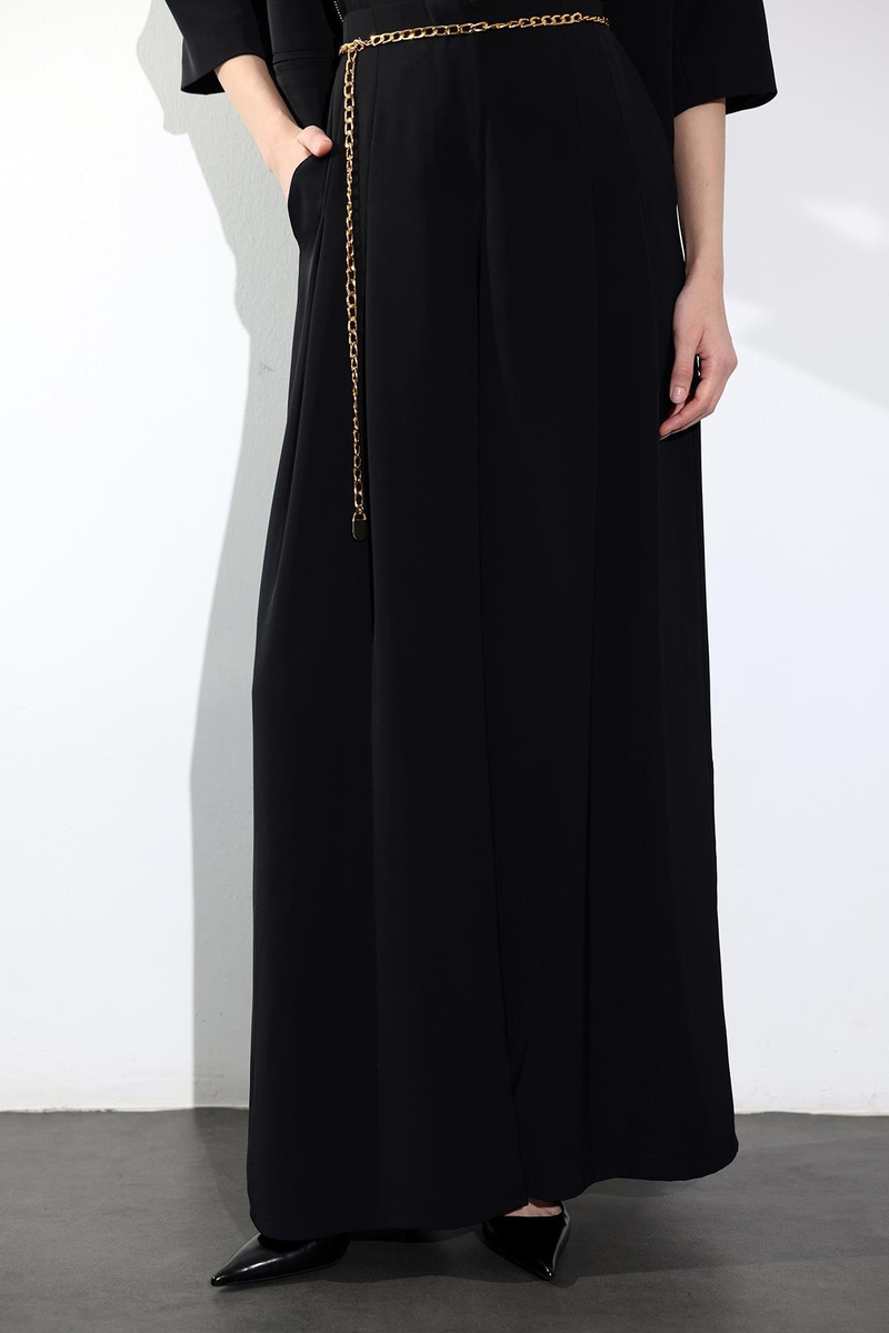 Siyah Kemerli Yüksek Bel Bol Paça Pantolon 031641