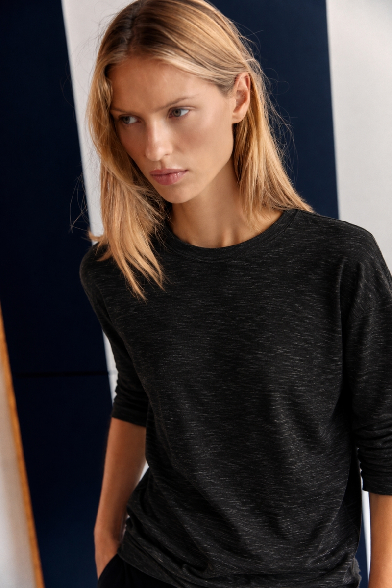 Siyah Kendinden Dokulu Oversize Bluz 27377