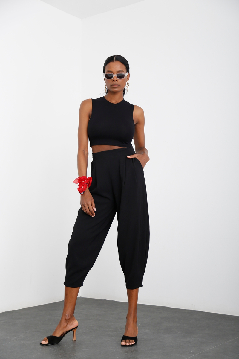 Siyah Kolsuz Crop 0258