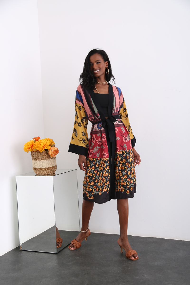 Siyah Kuşaklı Desenli Kimono 0190
