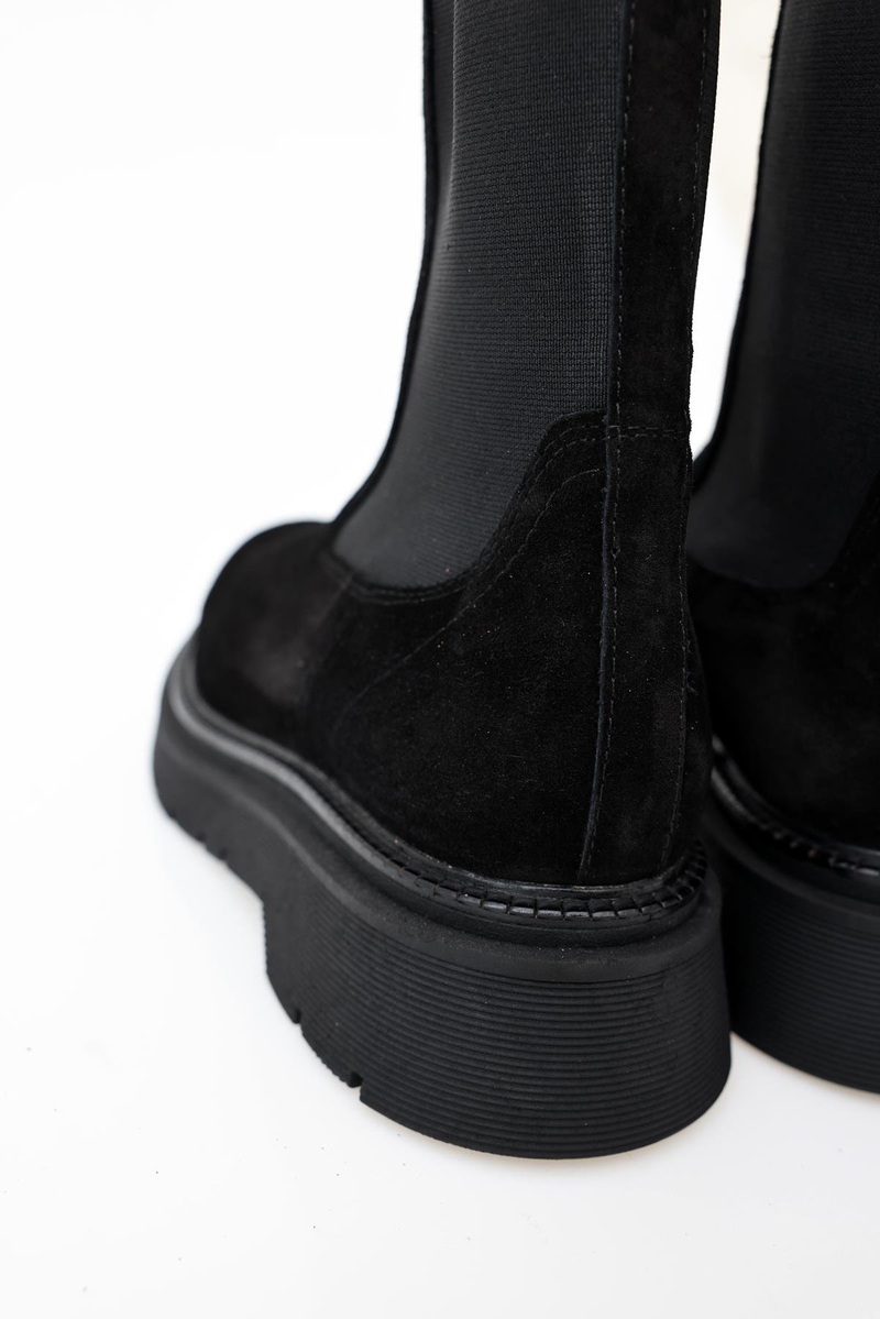 Siyah Lastikli Postal 123005